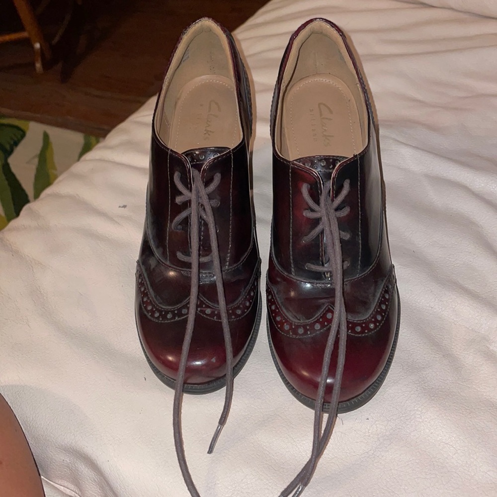 Clarks artisan oxford’s